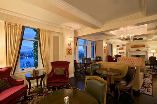 Fairmont Empress gold lounge